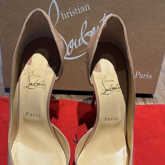 Christian Louboutin Iriza 100 Nude Patent 41 WORN TWICE! - Picture 2 of 8